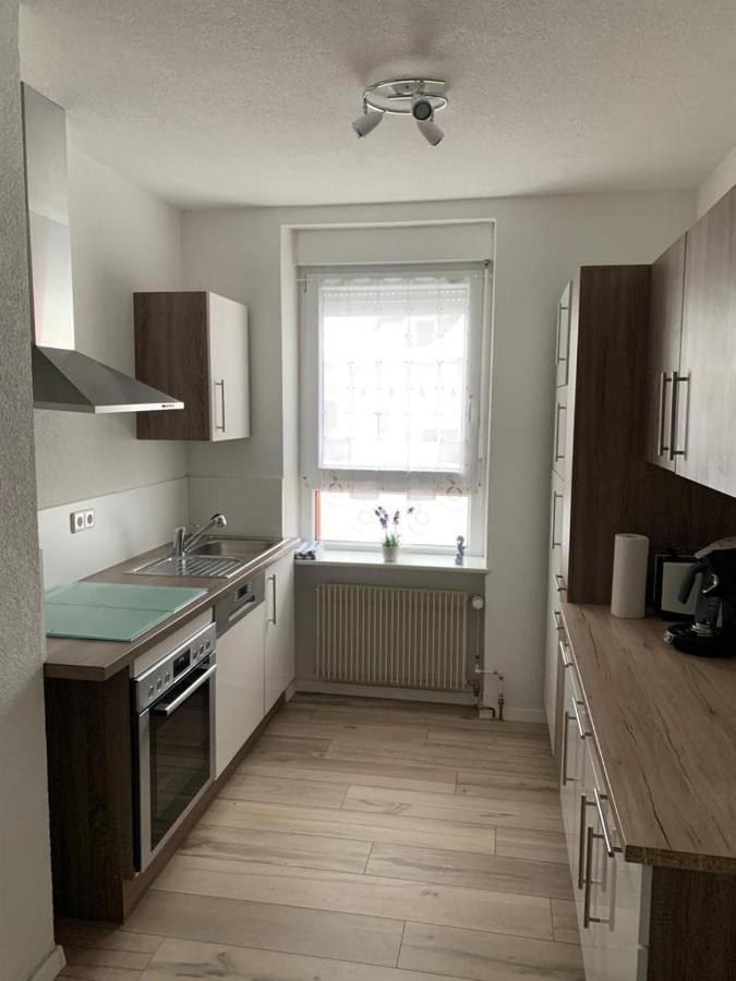 Grenznahe Ferienwohnung Mit 4 Schlafzimmern Grenzach-Wyhlen Buitenkant foto